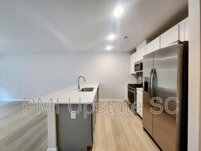 Photo - 810 Sandbach Rd