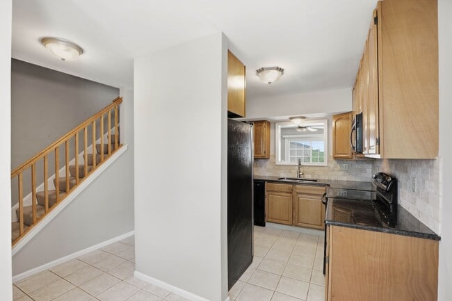 Photo - 106 Spring Ridge Ct