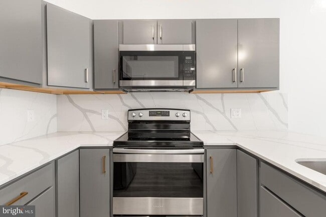 Photo - 2046 E Lehigh Ave Unidad 5A