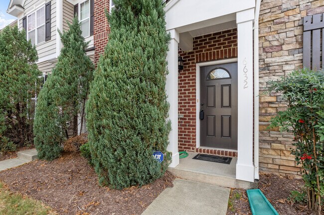 Photo - 6632 Clarksburg Pl