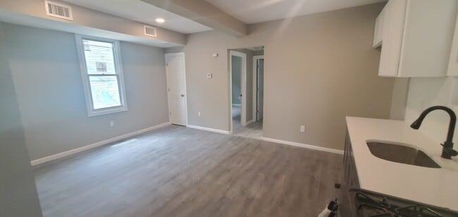 Photo - 379 Chadwick Ave Unit 3