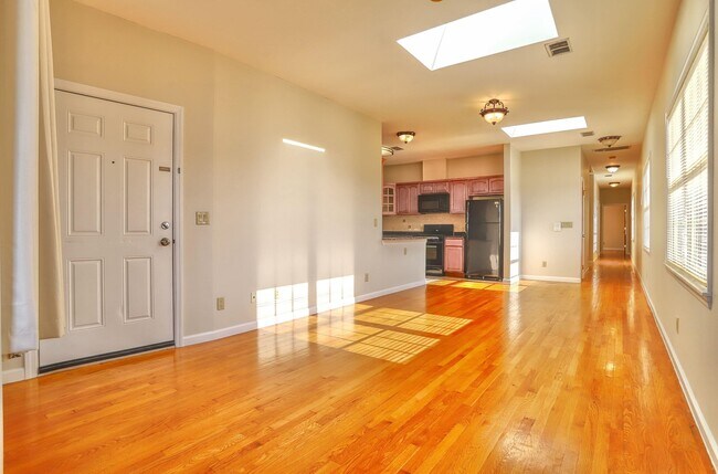 Photo - 24 Emerson Ave Unit 2