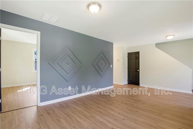 Photo - 551 Valley Hill Rd SE Unit A