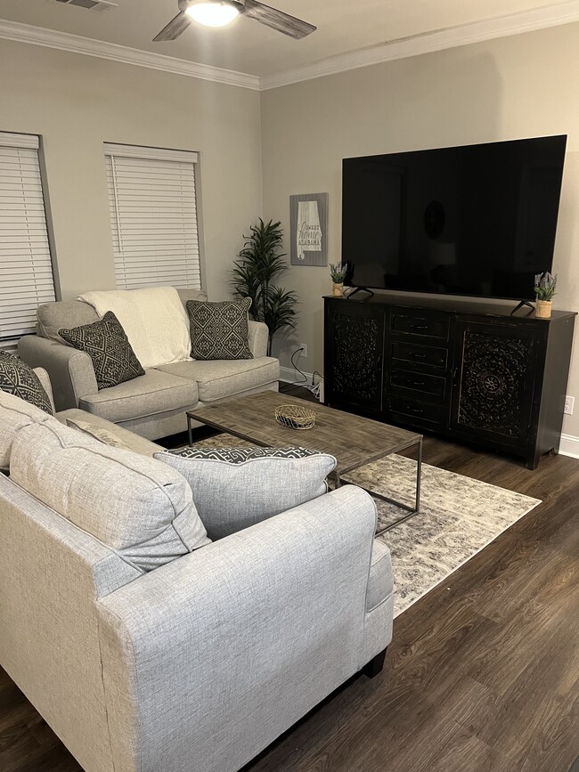 Photo - 3218 Veterans Memorial Pky Unit Traditions condo #1301