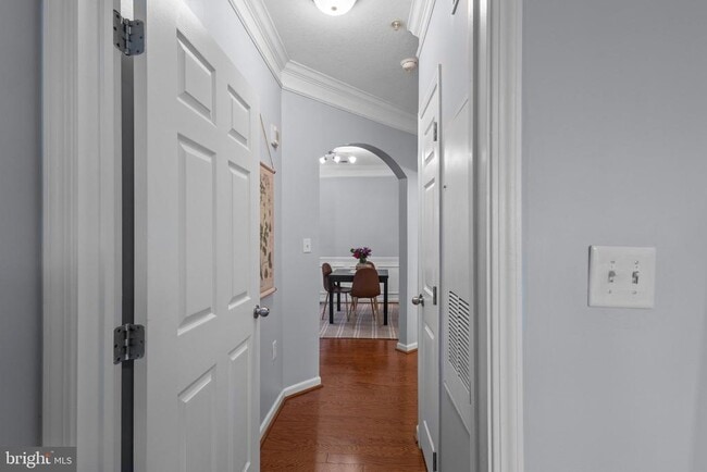 Building Photo - 508 Sunset View Terrace SE Unit 302