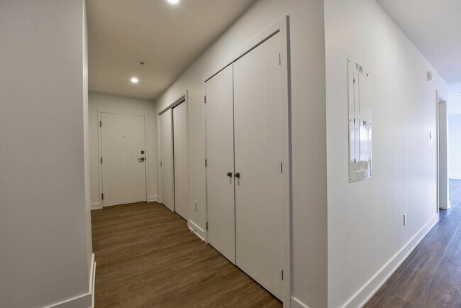 Photo - 9675 Av. Papineau Unit 224