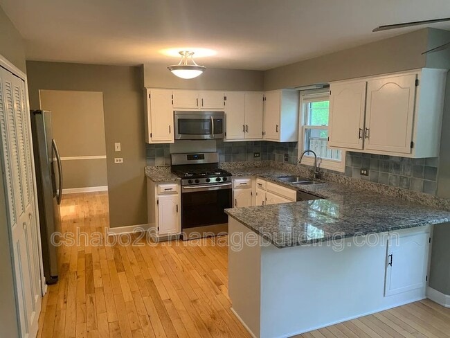 Photo - 1304 Morningstar Ct