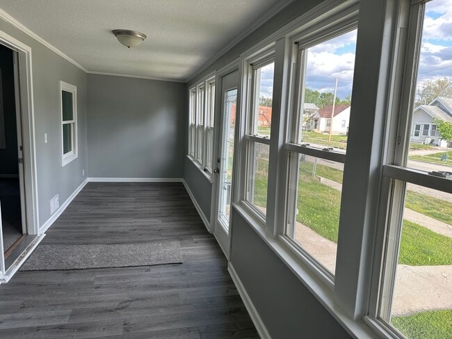 Photo - 2416 E Walnut St