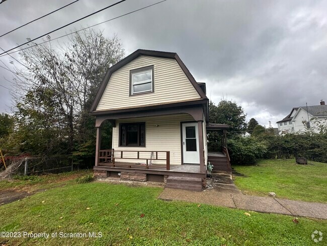 Building Photo - 932 S Hanover St Rental