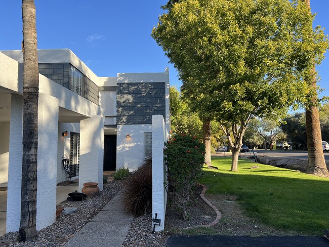 Building Photo - 8150 N Central Ave Unit 16