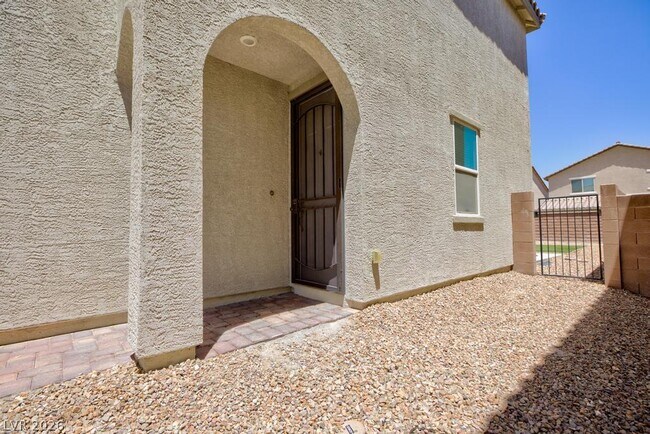 Photo - 7052 Fossil Lake St