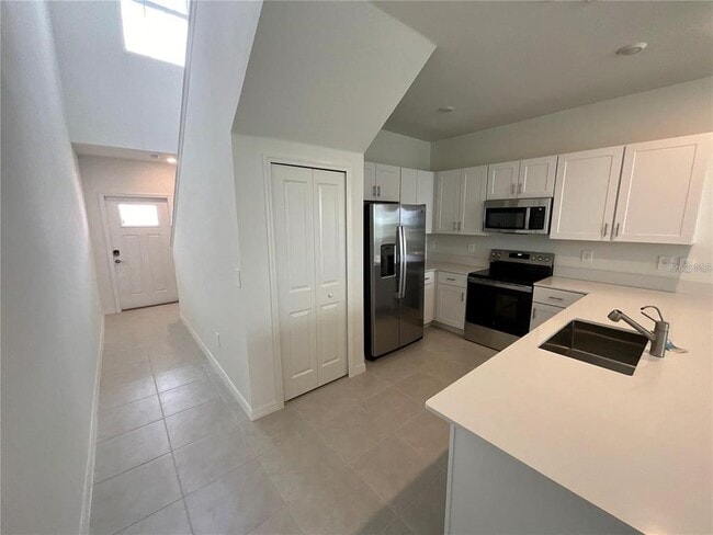 Photo - 32188 Spiceberry St