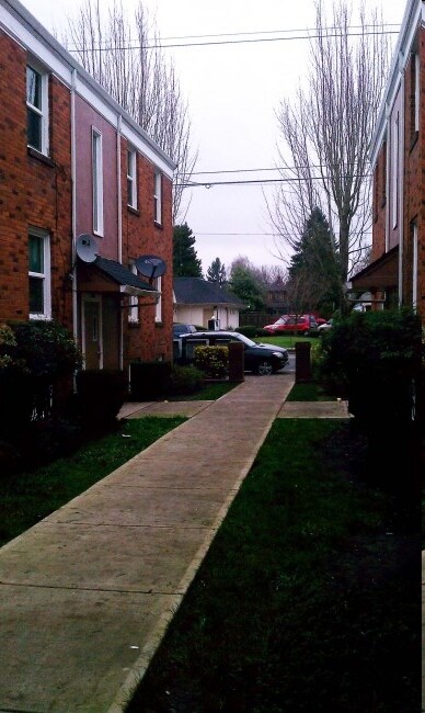 Photo - The Devereaux