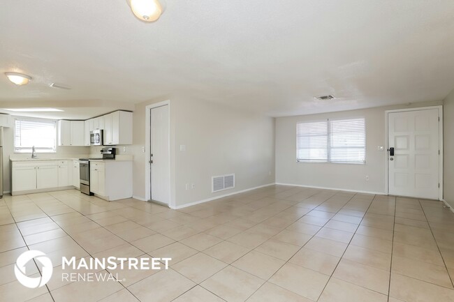 Photo - 1936 Dartmouth Dr