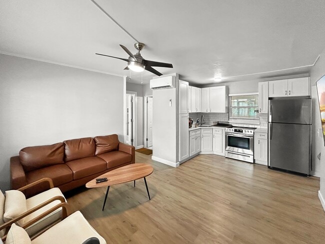 Photo - 5457 59th St N