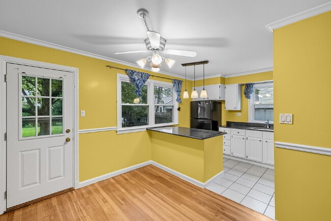 Building Photo - Convenient, Spacious and Affordable 4BR ho... Rental