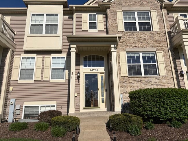 Building Photo - 14707 Paul Revere Ct