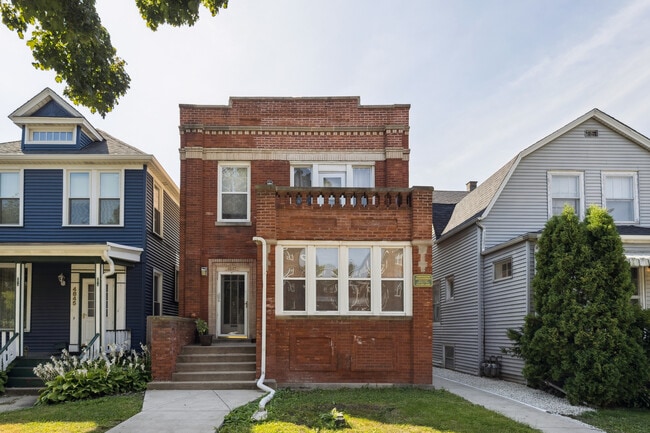 Photo - 4847 W Hutchinson St