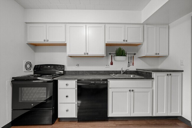 Edgewood Court Apartments