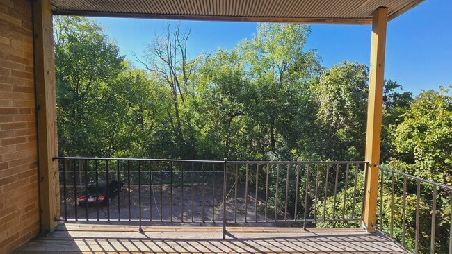 Photo - Parker Woods Flats