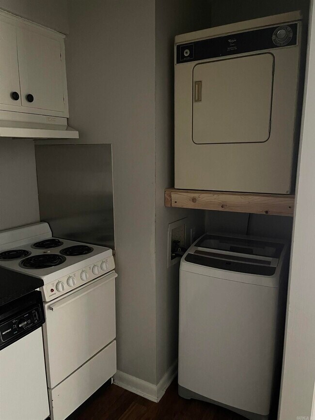 Photo - 1920 Kavanaugh Blvd Unidad 1