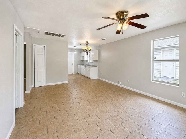 11919 Greenmesa Dr