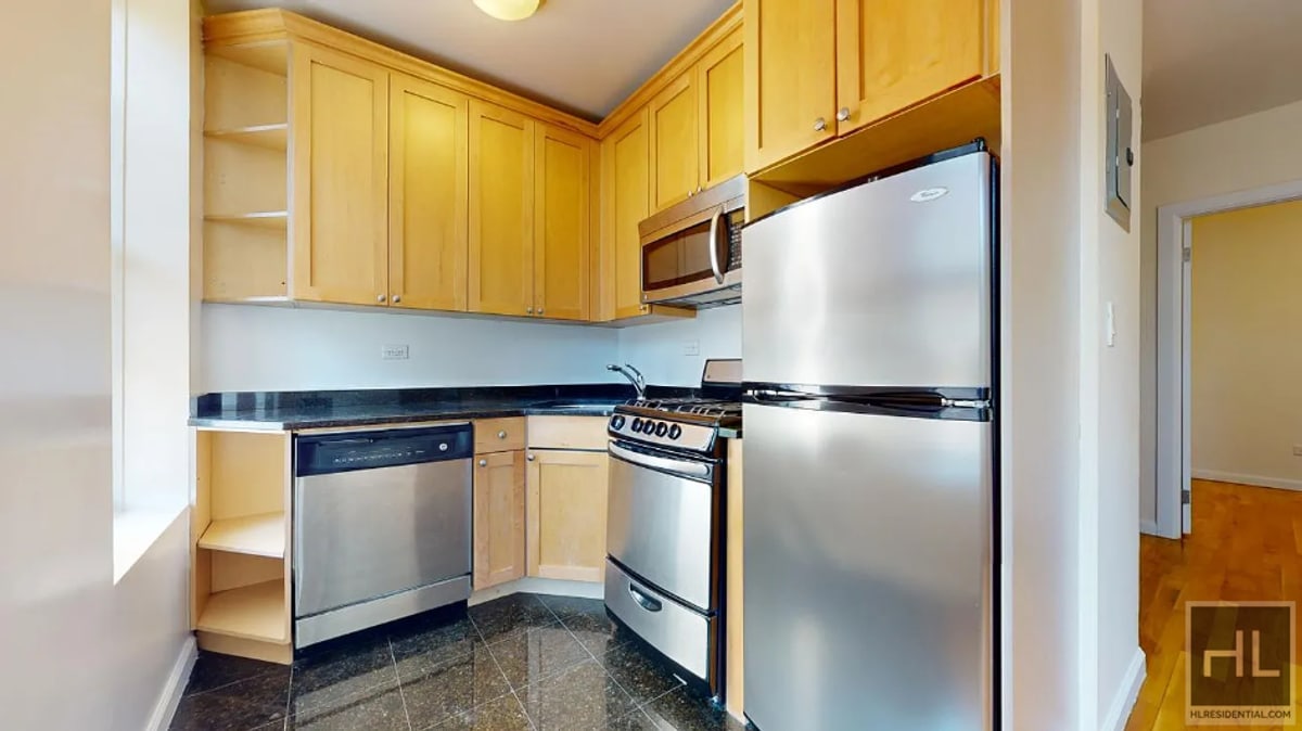 Photo - MOTT STREET Unit 2R