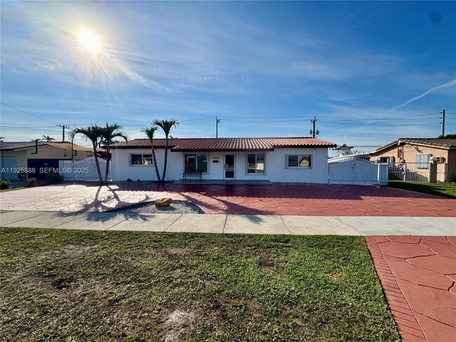 Photo - 12812 SW 20th St