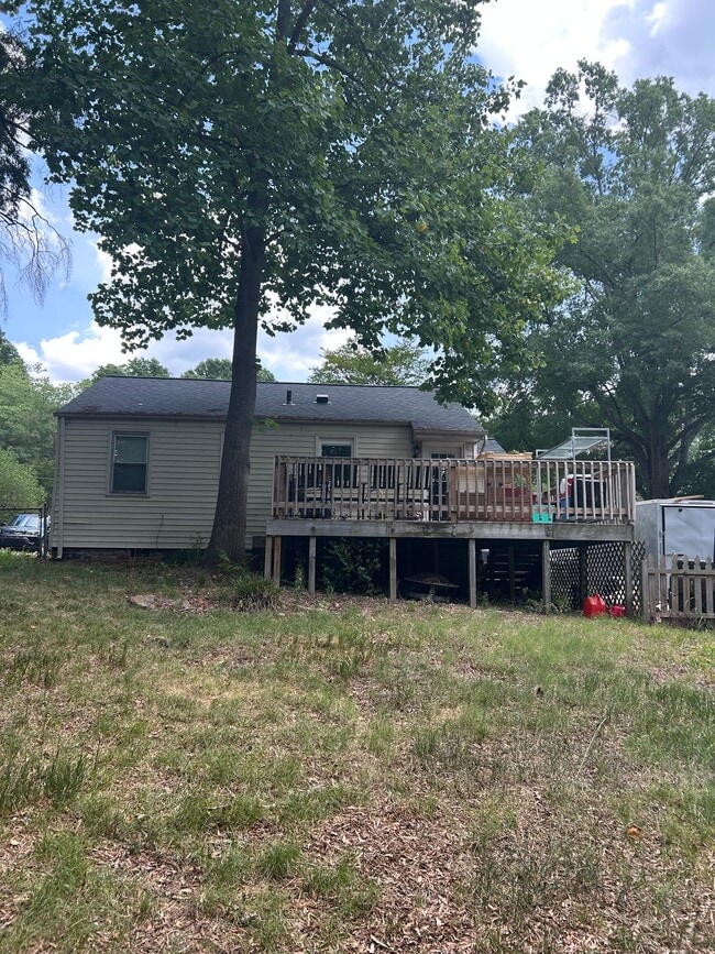 Photo - 1011 Cleburne St