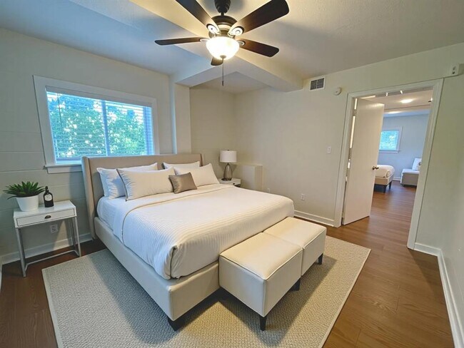 Photo - 3106 Duval St Unidad 101