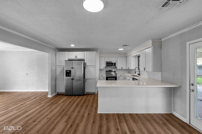 Photo - 1623 Success St