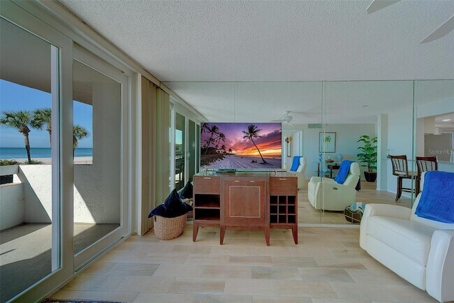 17900 Gulf Blvd Unit 1B