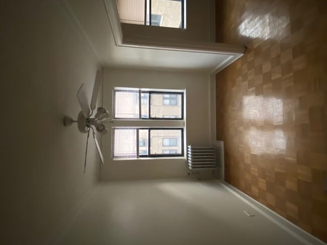 Photo - 1263 W Pratt