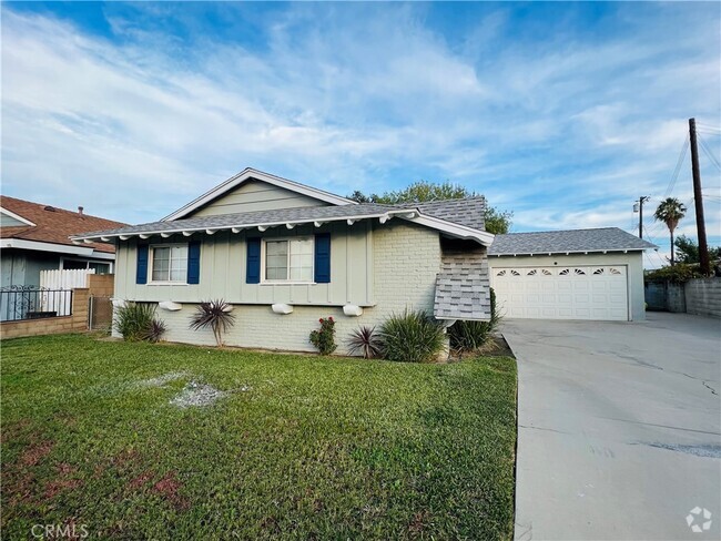 Building Photo - 824 N San Diego Ave Rental