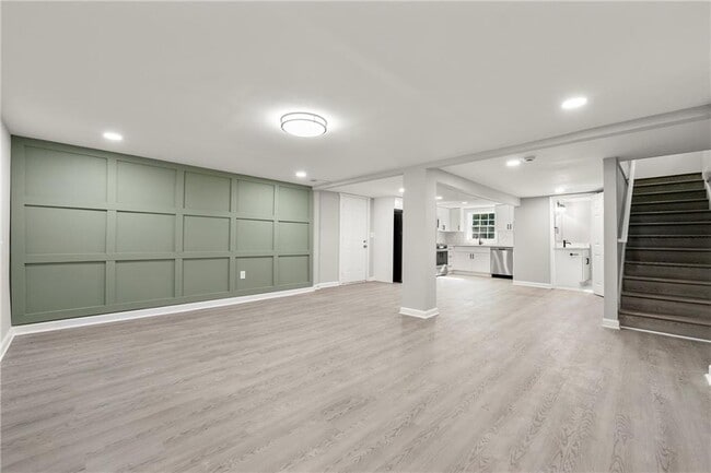 Photo - 5901 Ridge Dr SE