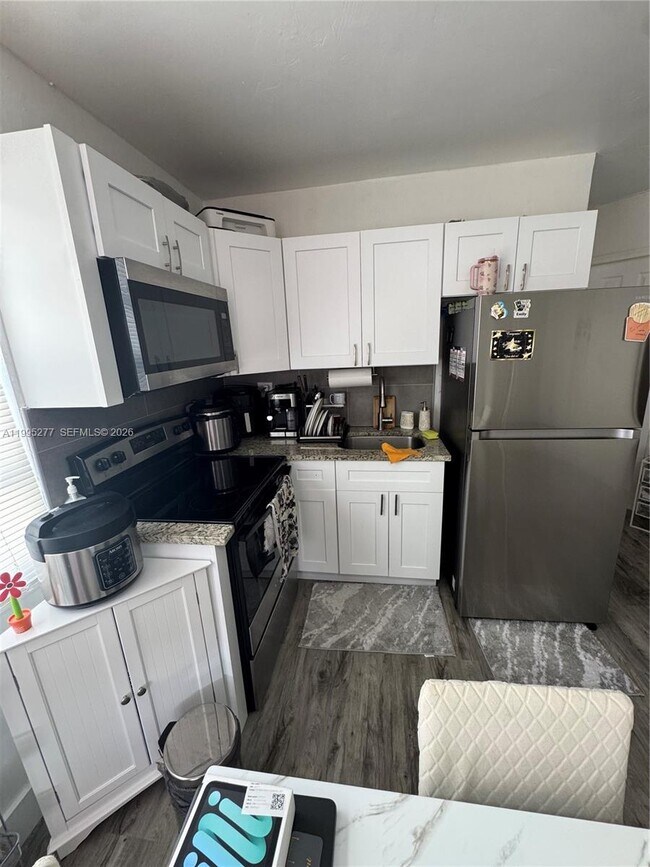 Photo - 10245 SW 37th Terrace Unidad B