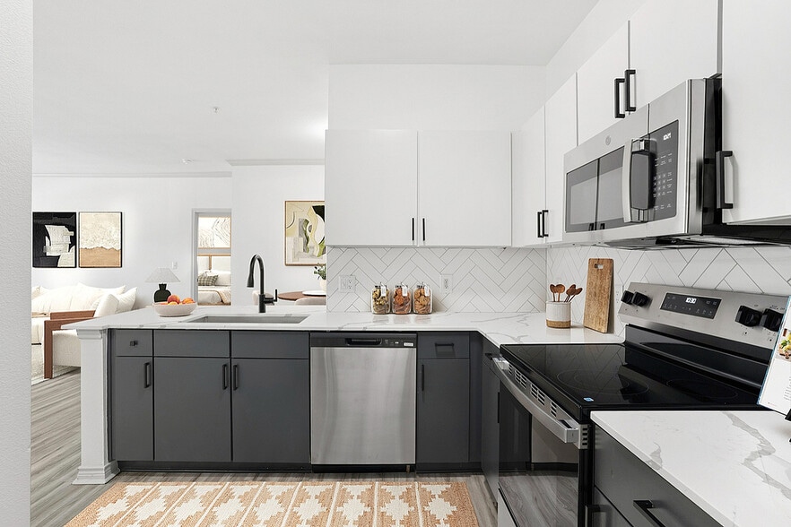 2x2 1240 sqft B2 - Kitchen