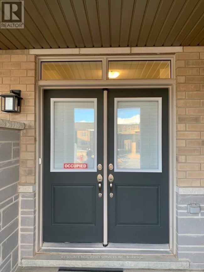 Photo - 60 Donald Ficht Cres