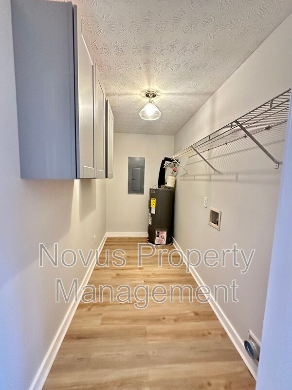 Photo - 427 Old Newnan Rd