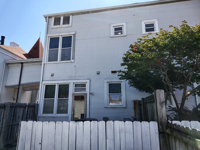 Photo - 1217 N 11th St