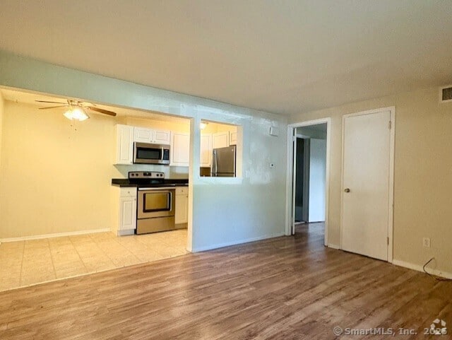 Building Photo - 140 Towne House Rd Unit 140
