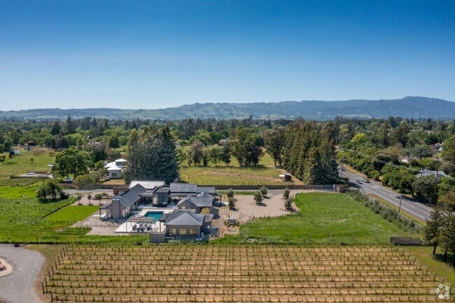 Building Photo - 601 Napa Rd Rental