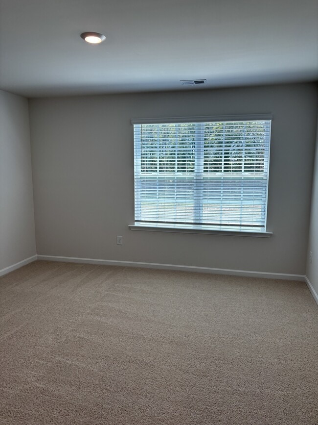 Photo - 1412 Maltese Ln