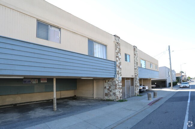 Photo - 10026 Palms Blvd.,