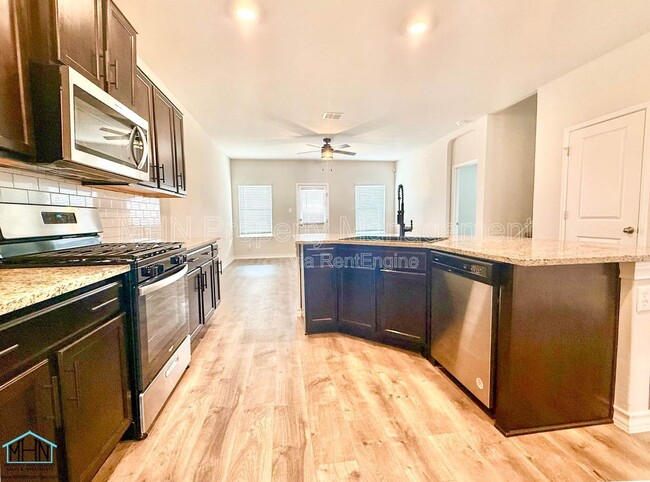 Photo - 13722 Trinity Cv