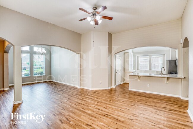 Photo - 4810 Bay Vista Dr