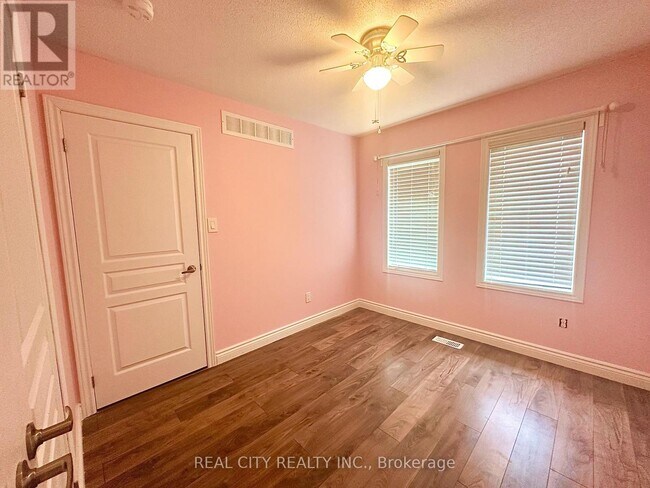 Photo - 8 Beechener St