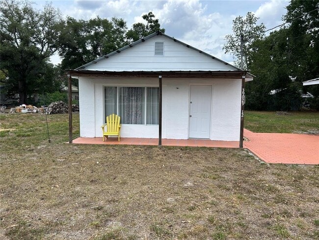 Building Photo - 39029 Kirkland Dr