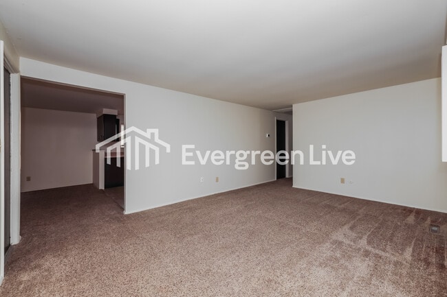 Photo - 6200 Hemingway Rd