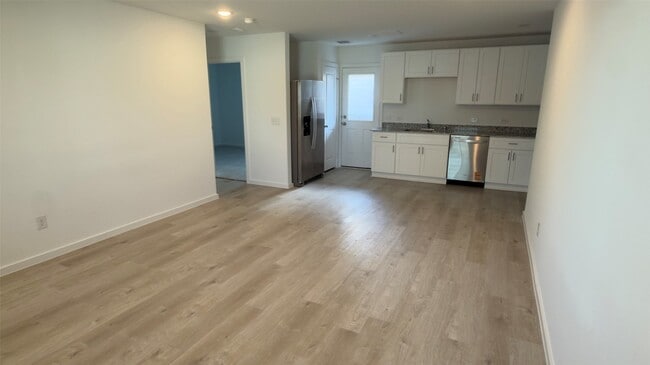 Photo - 30523 Bladnoch Ln